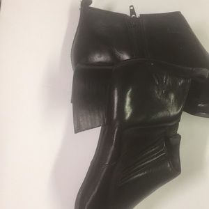 Tucker Shoes - Ladies Black Tucker Boots Tucker Shoes - Ladies Black Tucker Boots